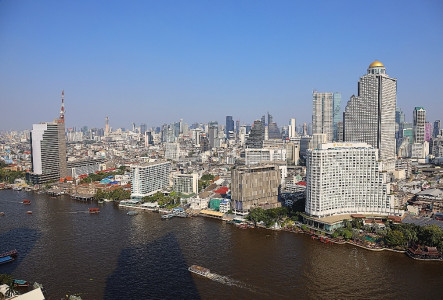 THE RIVER: A HIGH-END RIVERSIDE RESIDENCE IN BANGKOK