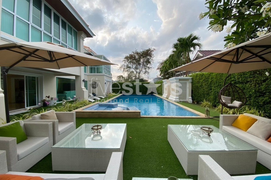 Stunning 5-Bedroom Villa with Mountain Views, Near Sainoi Beach in Hua Hin, photo 2