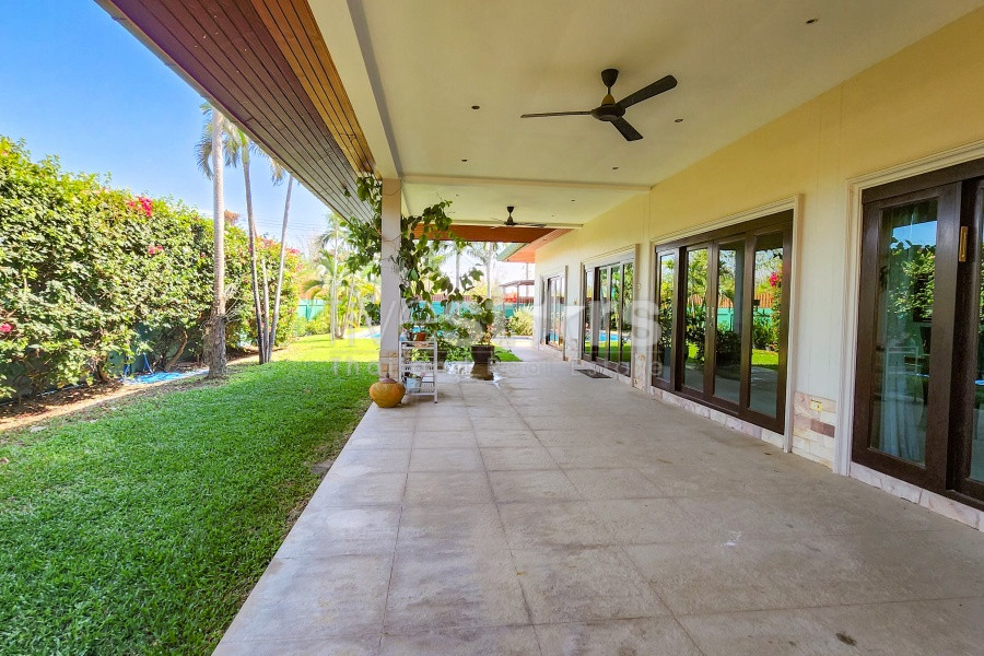 Pool Villa at Coconut Garden 2 Hua Hin Soi 70 for Sale, photo 6