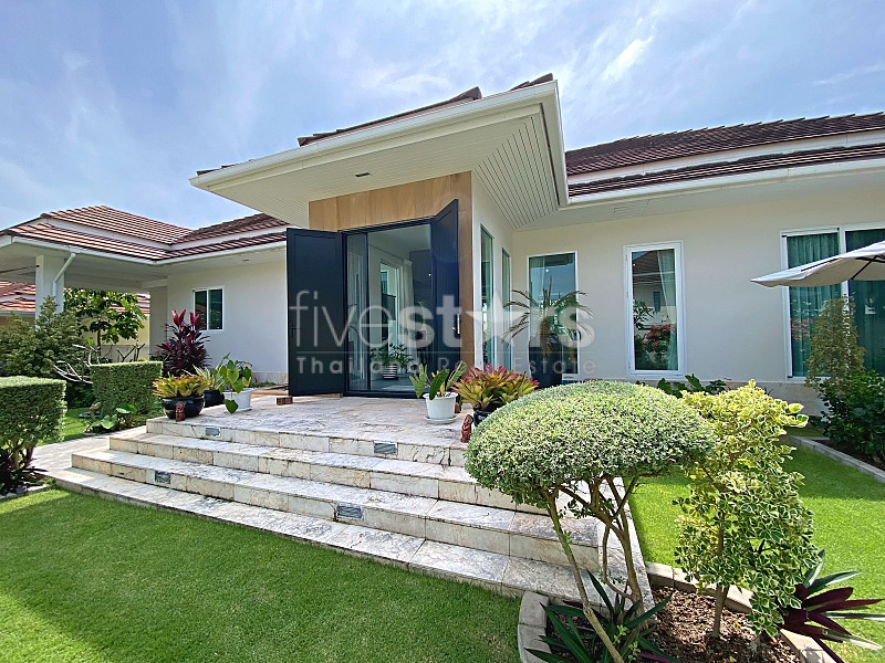 Stunning 3-Bedroom Luxury Pool Villa for Sale at Red Mountain Hua Hin, photo 15