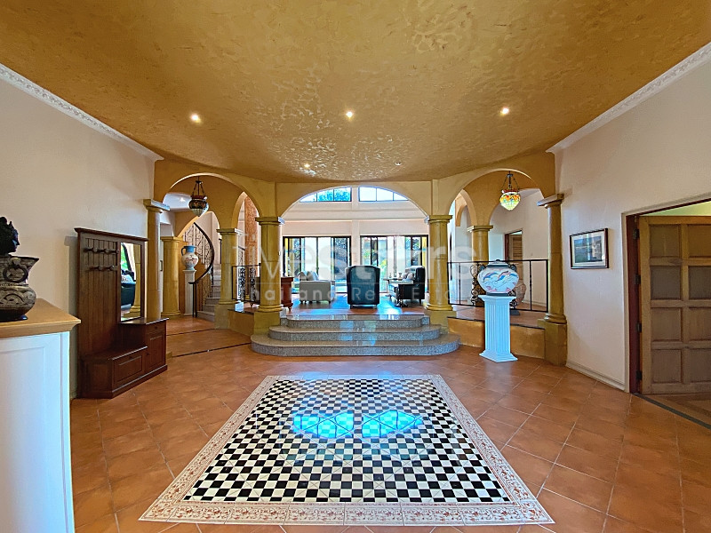 Elegant Tuscany-Inspired Luxury Villa – For Sale & For Rent – Soi 114, Nong Kae, Hua Hin, photo 13