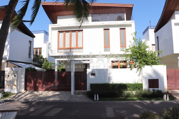 Pranaluxe beach front boutique pool villa with seaview for sale