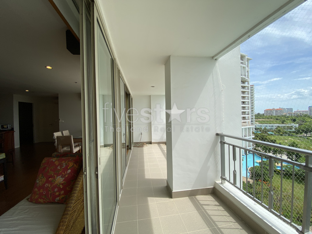 Boathouse : 4 Bedroom, Spacious Luxury Condo with Sea Views, photo 3