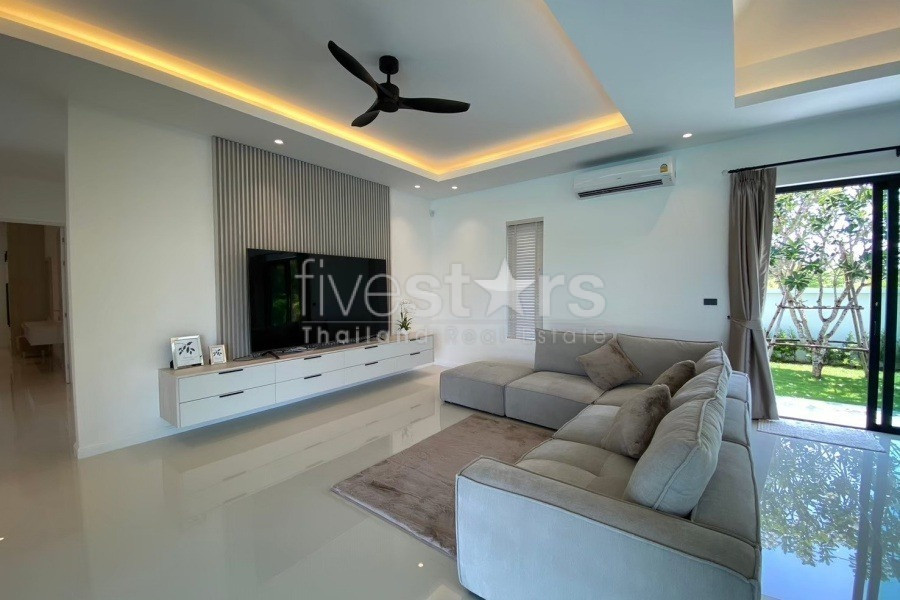 Modern 4 Bed Pool Villa on Private Project For Sale with 2.1 Rai, photo 13