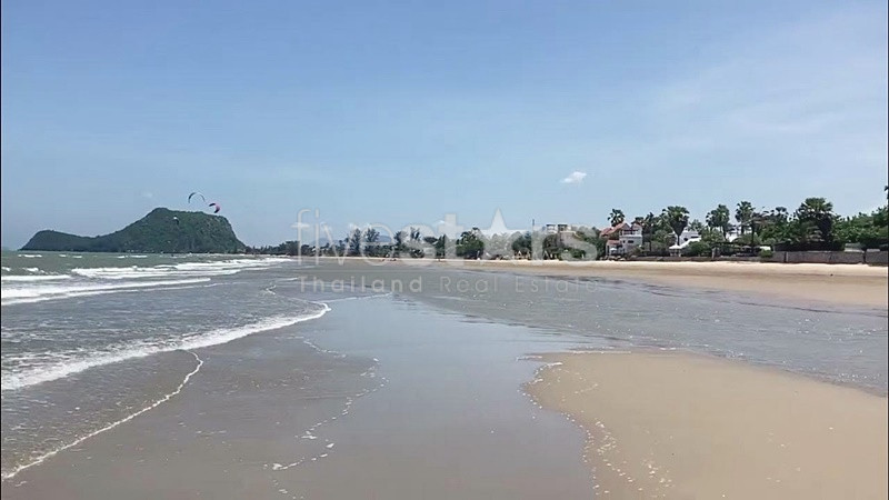 Spacious 2 Bed Sea View Condo For Sale KM Beach Paknampran