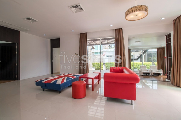 Modern 3 Bedroom Villa, photo 7