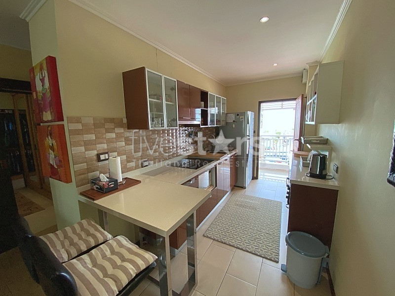 City Center 2 Bed 2 Bath Condo with Sea and Mountain Views at Baan Klang Condo, photo 6