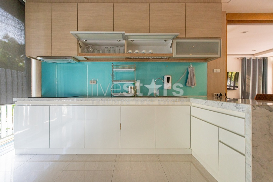 Colonial 3 Bed 4 Bath Villa For Sale with Beachfront Access in Private Estate, photo 15