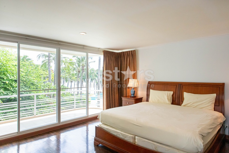 Luxury Beachfront 4-Bedroom Condo with Sea View for Sale at Baan SaenPloen Hua Hin, photo 14