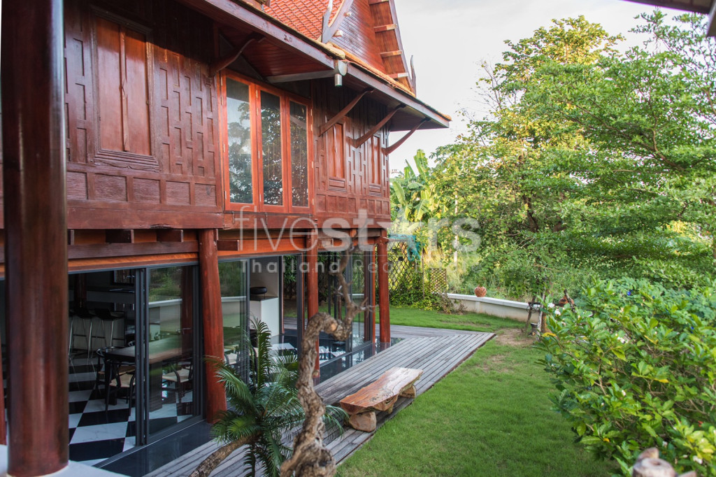 Modern/Traditional 4 Bedroom Pool Villa, photo 4