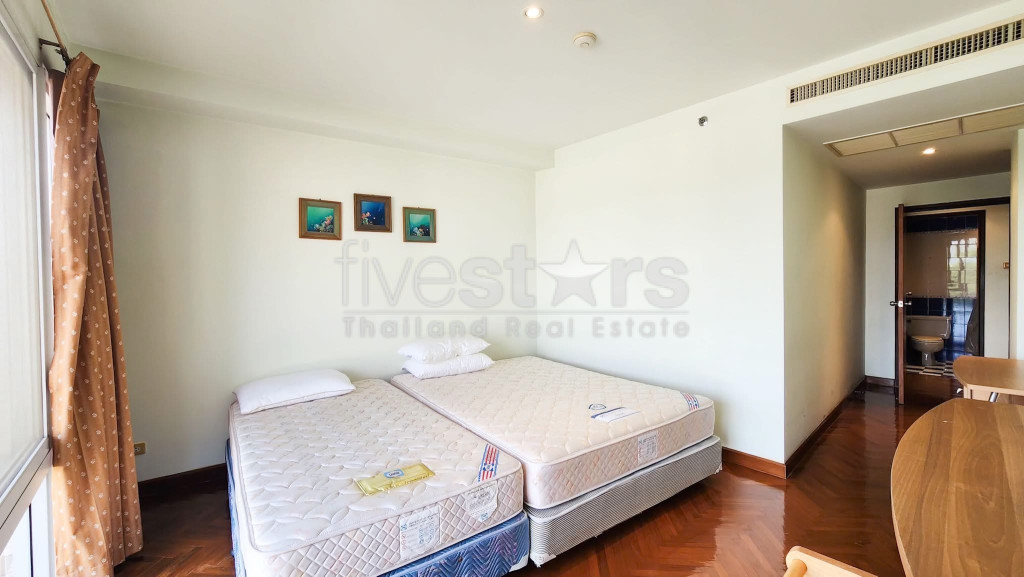 Spacious 2-Bedroom Condo for Sale in Baan Sansaran, Hua Hin – Prime Beachside Living, photo 9
