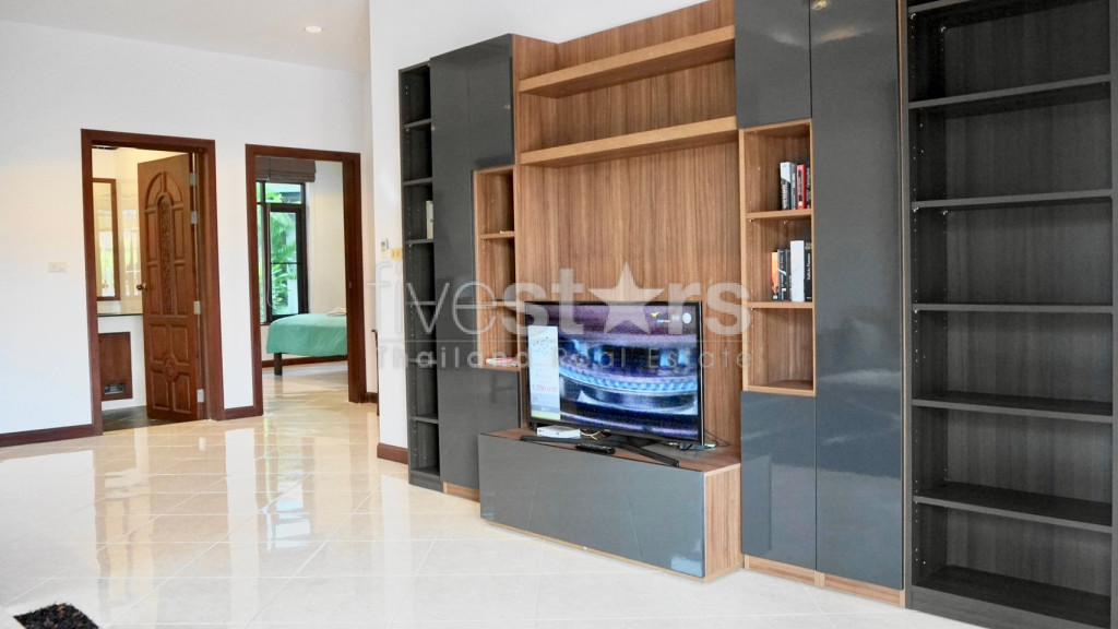 Black Mountain : 3 Bed 3 Bath Pool Villa