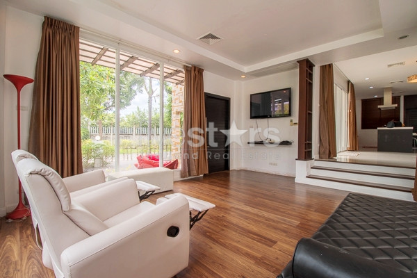 Modern 3 Bedroom Villa, photo 8