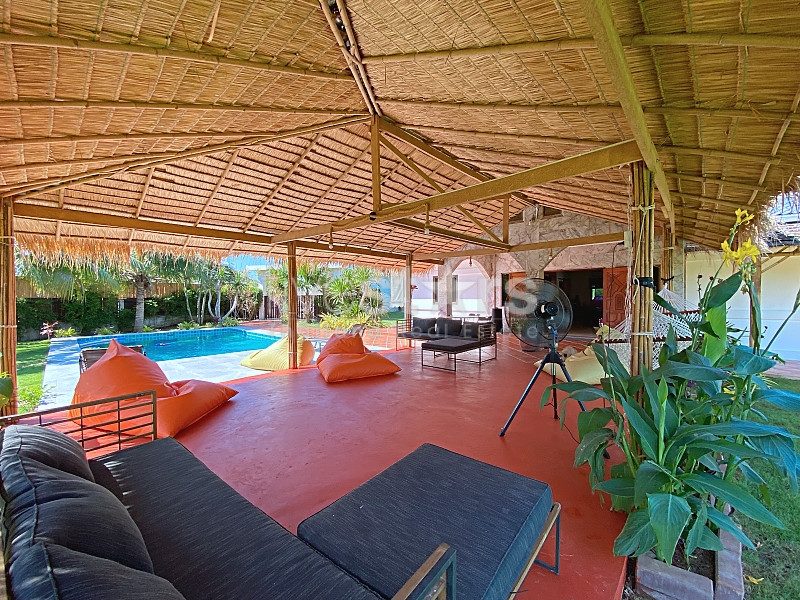 Family 4-Bedroom Farmhouse with Guest House, 6 Rai of Land, and Private Fishing Lake for Sale in Paknampran, photo 15