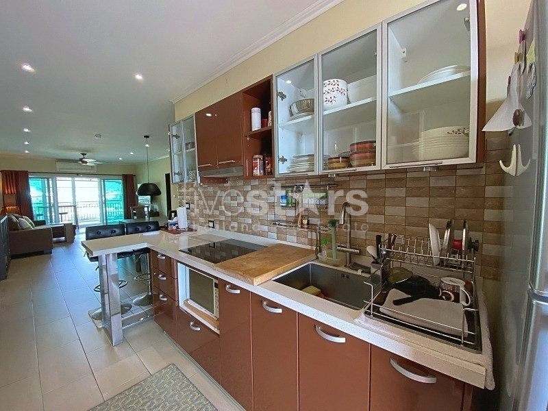 City Center 2 Bed 2 Bath Condo with Sea and Mountain Views at Baan Klang Condo, photo 3
