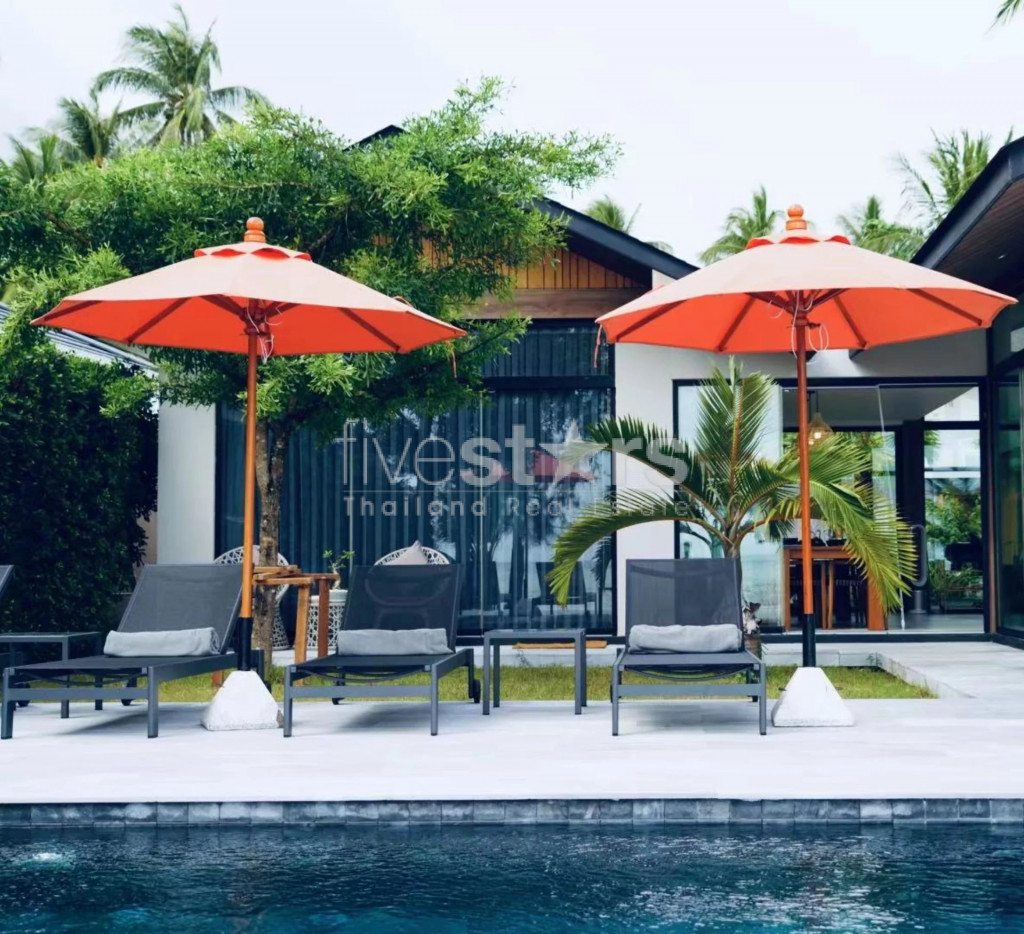 INCREDIBLE DESIGNER VILLA BEACHFRONT, photo 3