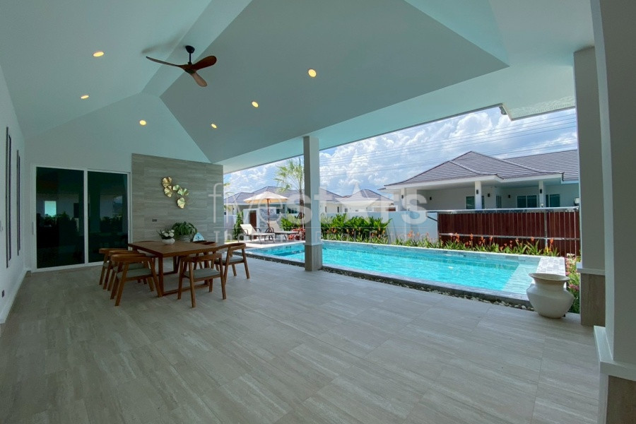 Modern European-Style 3-Bedroom Pool Villa for Sale in Central Hua Hin, photo 6
