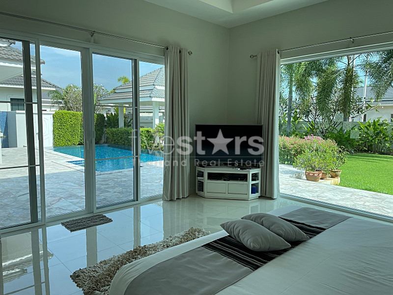 Modern Ready To Move In Pool Villa for sale in Samroiyot 800m from the Beach, photo 4