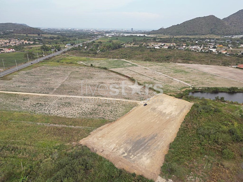 Prime Chanot Land For Sale Off Soi 112 Near Hua Hin City, photo 10