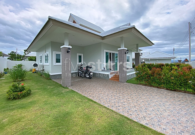 Modern 3-Bedroom Villa for Sale at Emerald Valley