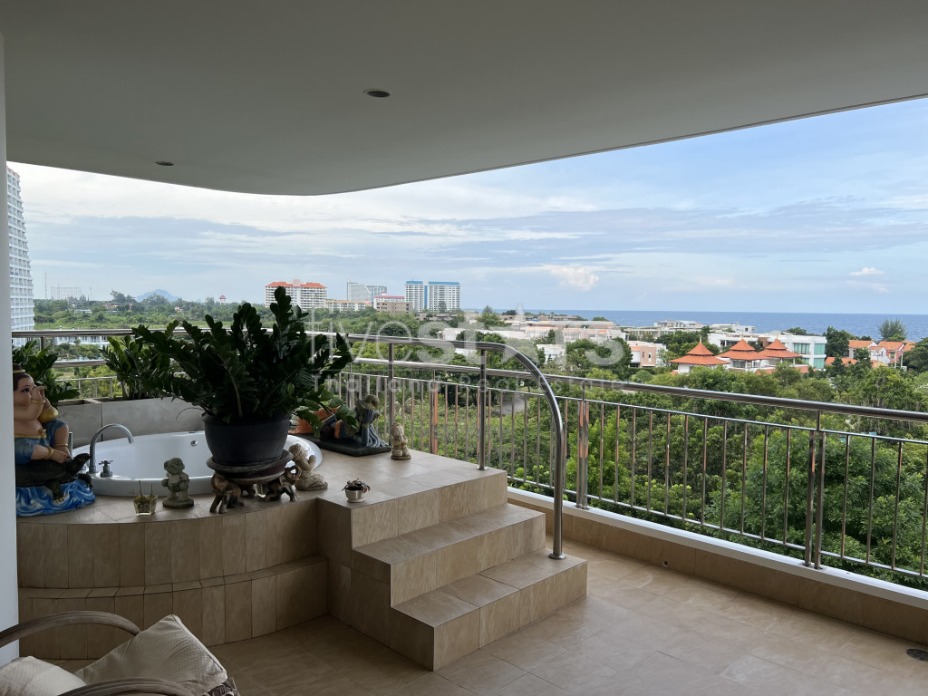 Luxury 3 Bedroom Condo With Stunning Sea Views, photo 7