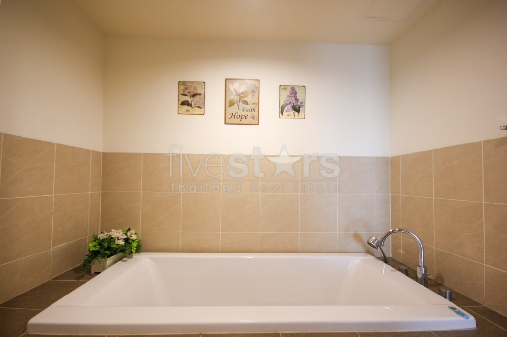 Searidge: Absolutely Stunning 2 Bedroom Condo For Sale, photo 14