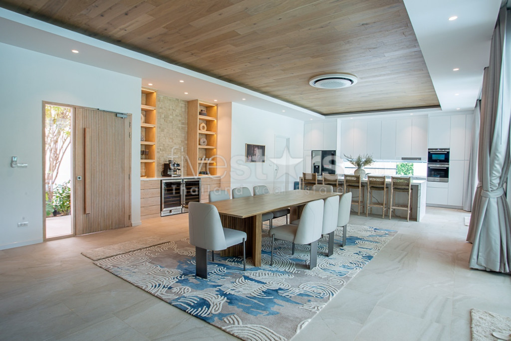 Luxurious 4-Bedroom Pool Villa for Sale on Palm Hills Golf Course, photo 15