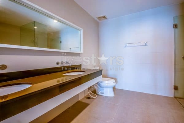 Luxurious 2 Bed Condo at Malibu Khao Tao, photo 13
