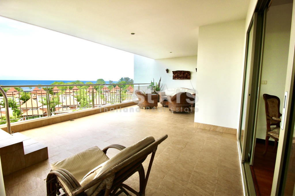 Luxury 3 Bedroom Condo With Stunning Sea Views, photo 12