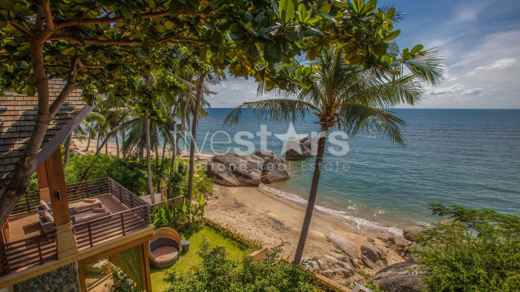 SUPERB BEACHFRONT VILLA IN LAMAI, photo 10