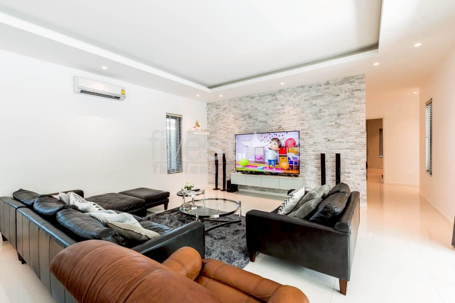 Luxury 3-Bedroom Pool Villa for Rent at The Clouds, Hua Hin / Cha-am – Near Palm Hills Golf Club, photo 8