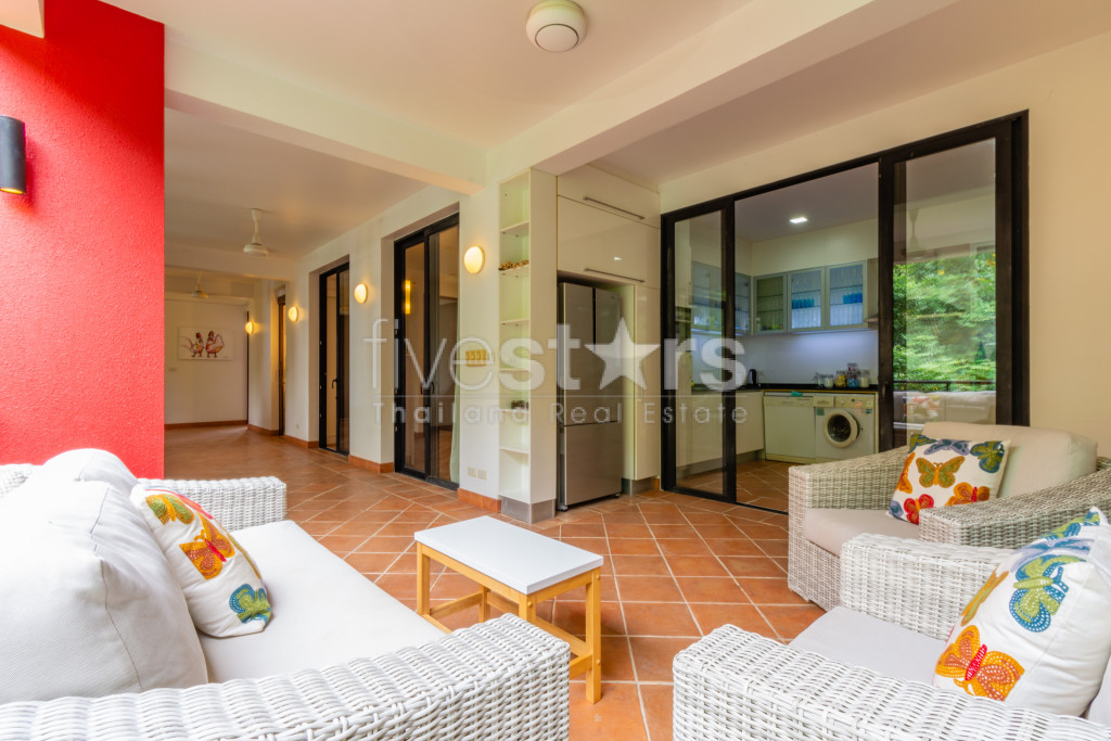 Beautiful 2 Bedroom Condo Near The Beach, photo 12