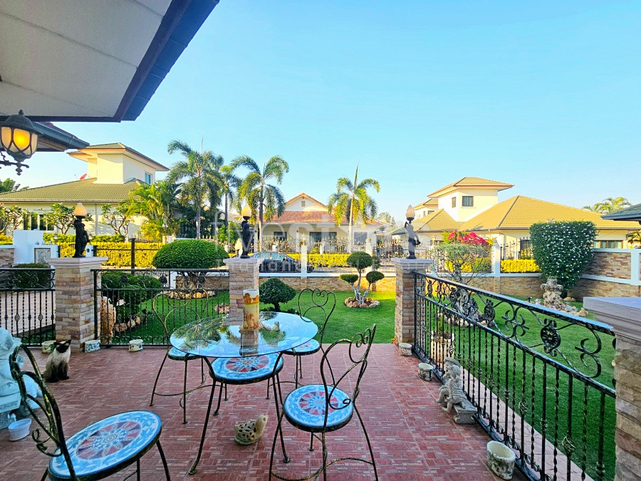 Natural Hills 1, 2 Storey Villa, 3 Bed 2.5 Bath in Hua Hin Soi 6 For Sale, photo 5