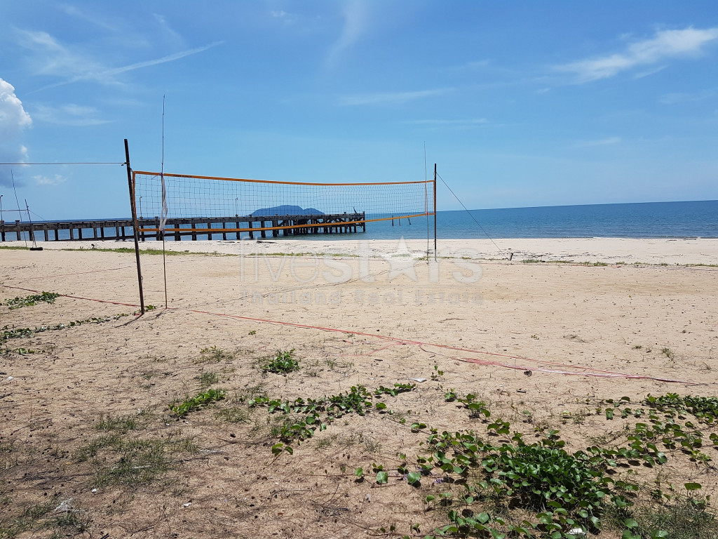Absolute Beachfront Land in Prachuap Bang Saphan Noi, photo 5