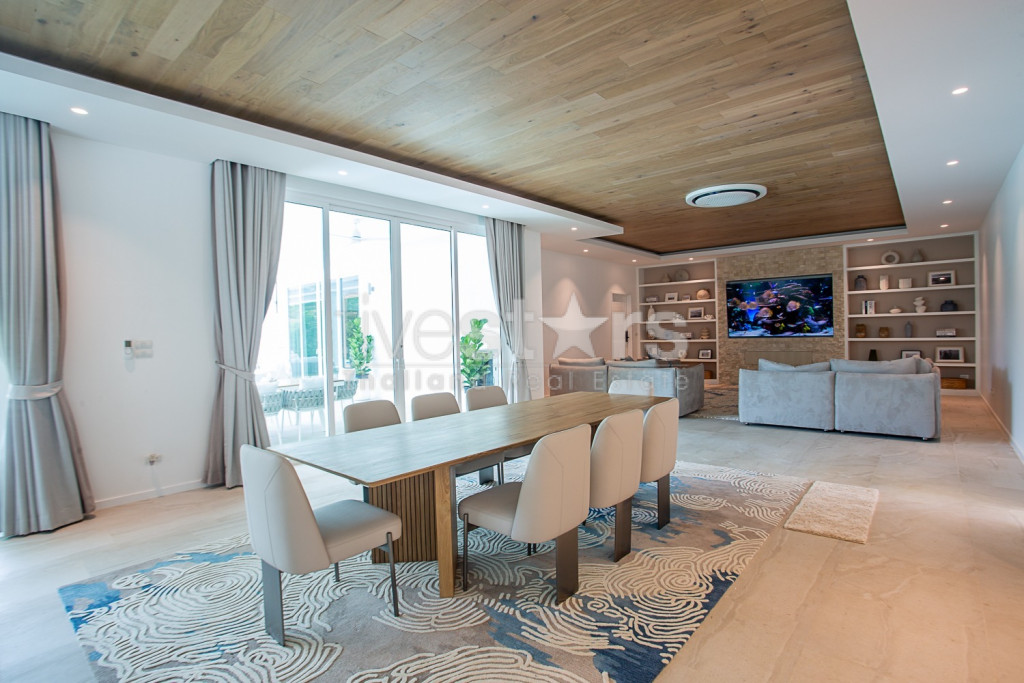 Luxurious 4-Bedroom Pool Villa for Sale on Palm Hills Golf Course, photo 13