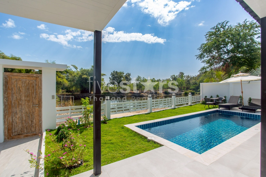 Cozy 2-Bedroom Lakeside Villa in Sampraya – Near Palm Hills Golf Club – THB 5,950,000, photo 2