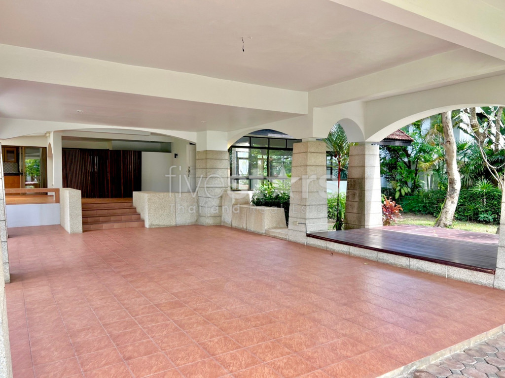 Palm Beach Village: 4 Bedroom Villa, photo 3