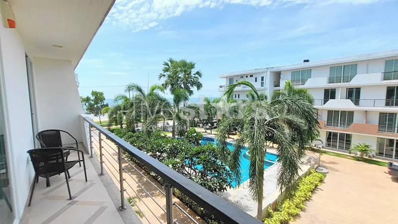 Spacious 2 Bed Sea View Condo For Sale KM Beach Paknampran, photo 2