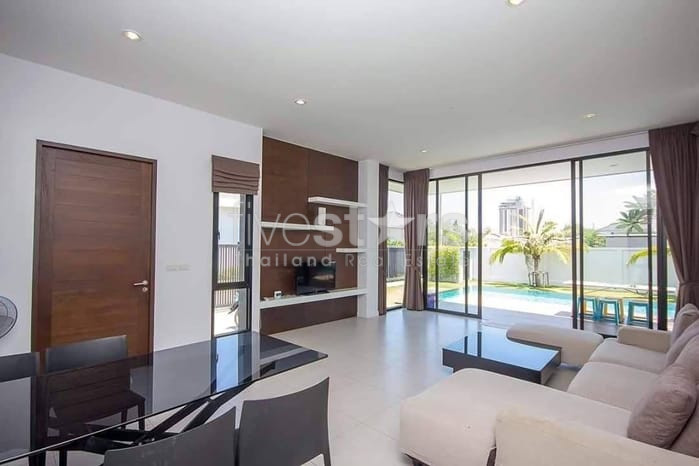 3 Bed Pool Villa only 3-4 minutes from Blu Port and the Beach, photo 6
