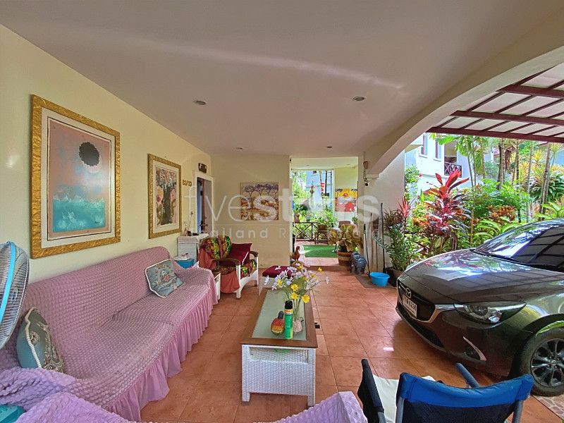 Traditional 3-Bedroom Villa in Peaceful Development with Communal Pool, photo 4