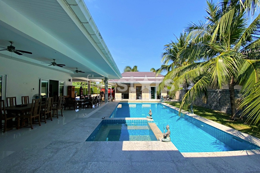 Luxury 4-Bedroom Pool Villa for Sale at Palm Villas Hua Hin, photo 5