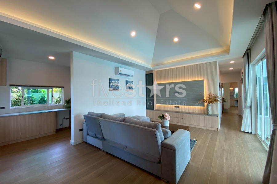 Modern European-Style 3-Bedroom Pool Villa for Sale in Central Hua Hin, photo 9