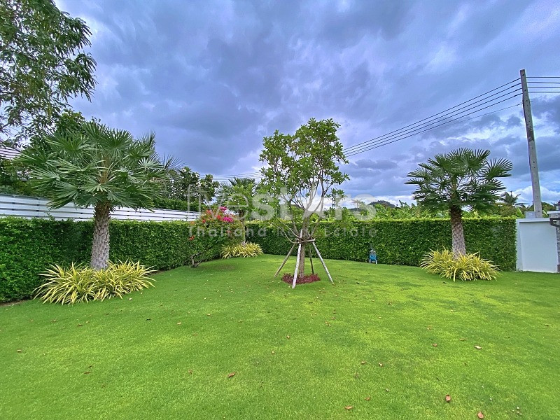 Stunning 4 Bedroom Pool Villa With Dramatic Hill Views, photo 3