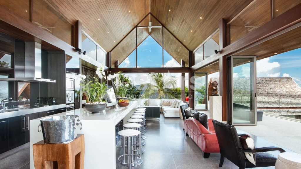INCREDIBLE 6-BEDROOM SEAVIEW VILLA IN BOPHUT, photo 3