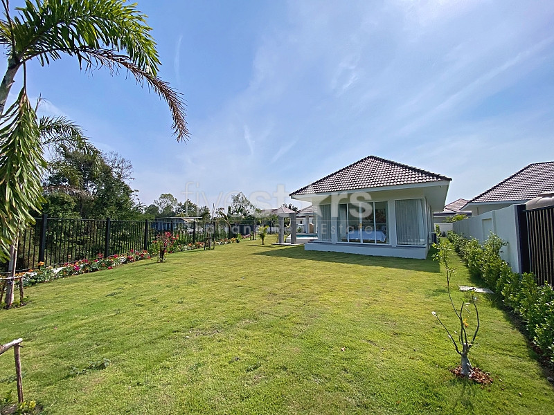 Luxury Canal View Pool Villas at Woodlands Riverside – 3 Beds, 4 Baths New Builds, photo 2