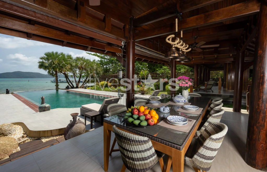 BEAUTIFUL BEACHFRONT VILLA NEAR TONG KRUT, photo 7