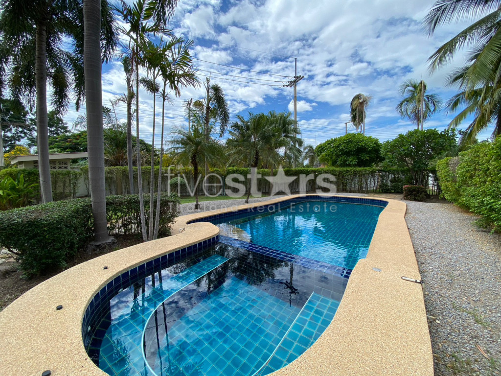 2 Story 3 Bedroom Pool Villa with Office In Bor Fai, photo 3