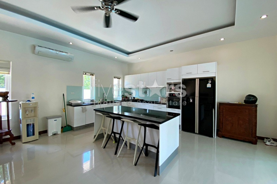 Luxury 4-Bedroom Pool Villa for Sale at Palm Villas Hua Hin, photo 14