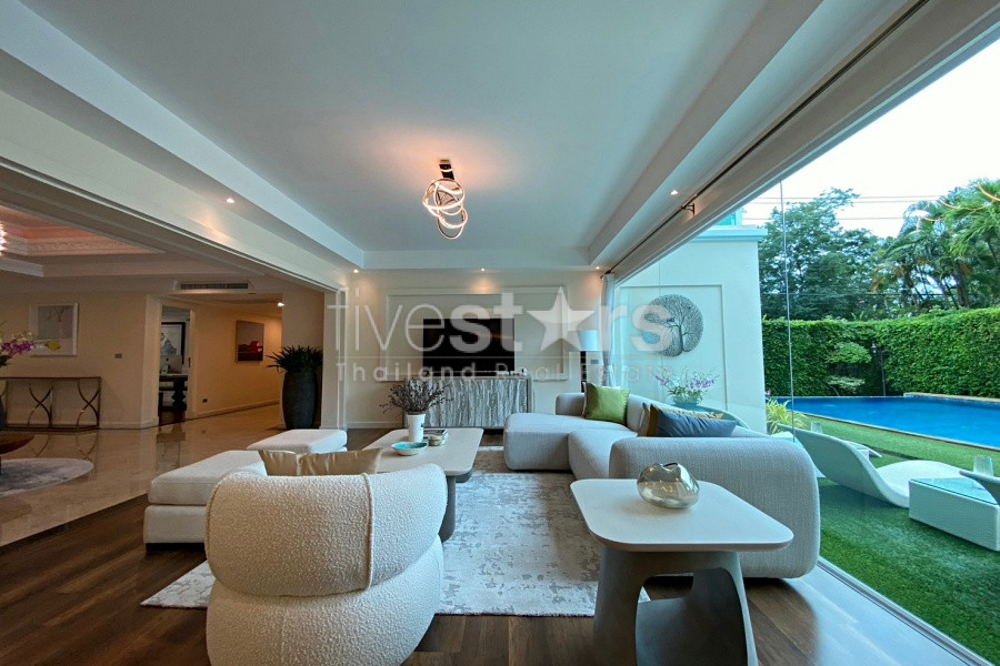 Stunning 5-Bedroom Villa with Mountain Views, Near Sainoi Beach in Hua Hin, photo 11