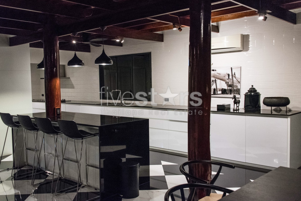 Modern/Traditional 4 Bedroom Pool Villa, photo 7